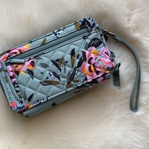 VERA BRADLEY RFID All in One Crossbody Bag in Recycled Cotton